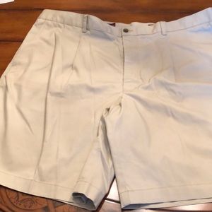 Nordstrom- dress shorts 44w Excellent condition golf